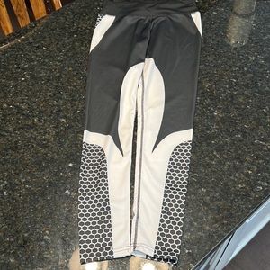 Black & White Printed Leggings